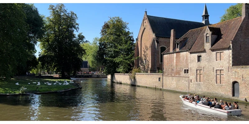 Bruges canal
