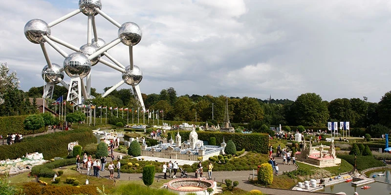 Within walking distance you'll also find major museums and cultural