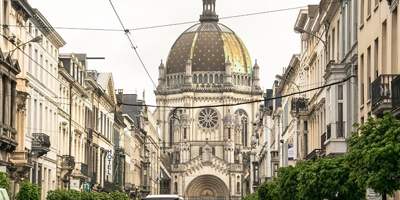 Take a guided tour to learn about the EU's role