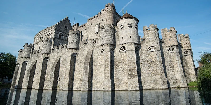 Korenmarkt is one of the most popular gathering places, with