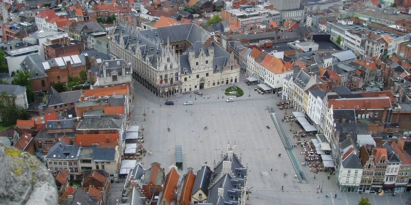 Mechelen town square