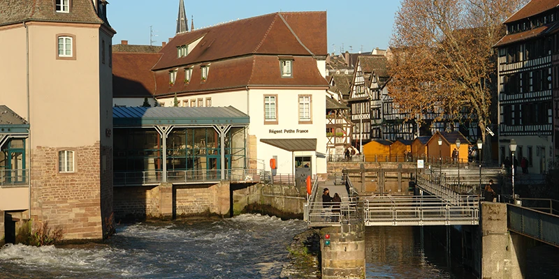 Weir and half-timbered buildings on the water in Petite France, Strasbourg