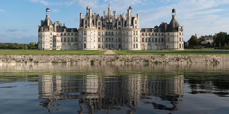 Around the World: Chateau de Chambord – Ordinary Phenomena