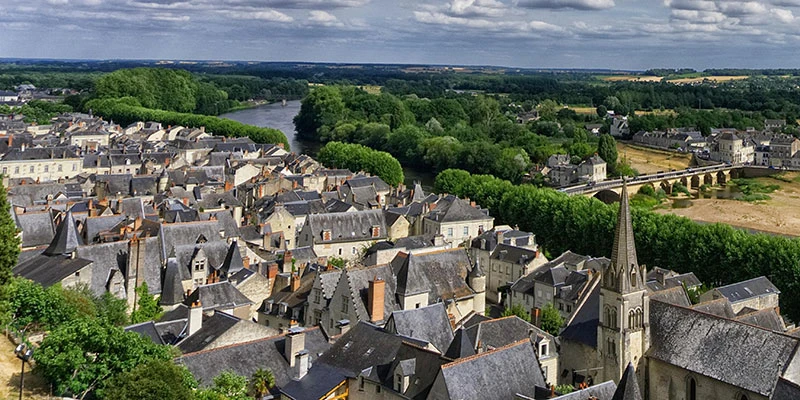 Chinon pix