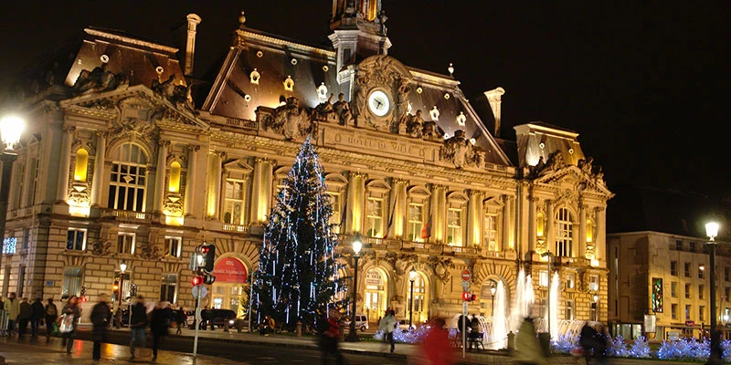 Tours71 07dec