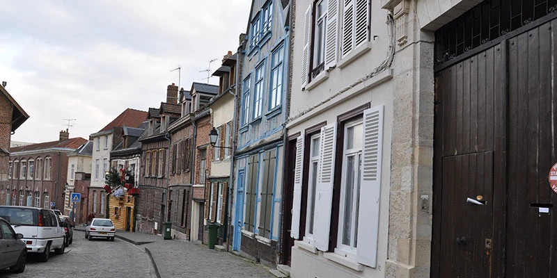 Amiens 08dec100