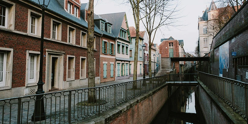 Amiens un