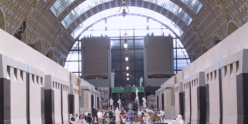 The barrel-vaulted main hall of the Musée d'Orsay, Paris