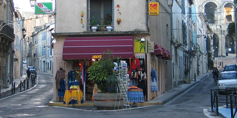 Arles (65)