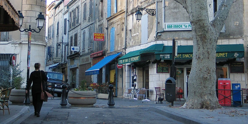 Arles place voltaire (3)
