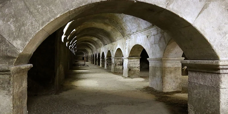 Arles criptoportico romano sotto lhotel de ville