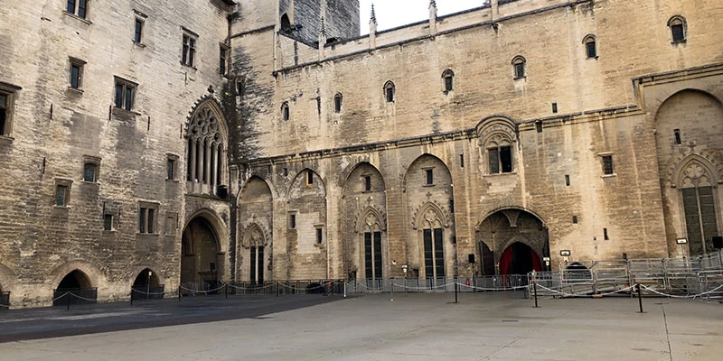Avignon pope palace