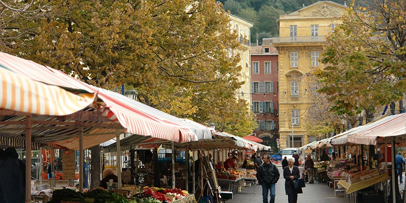 Nice cours saleya15