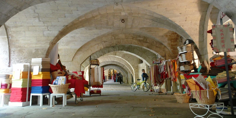 Uzes45