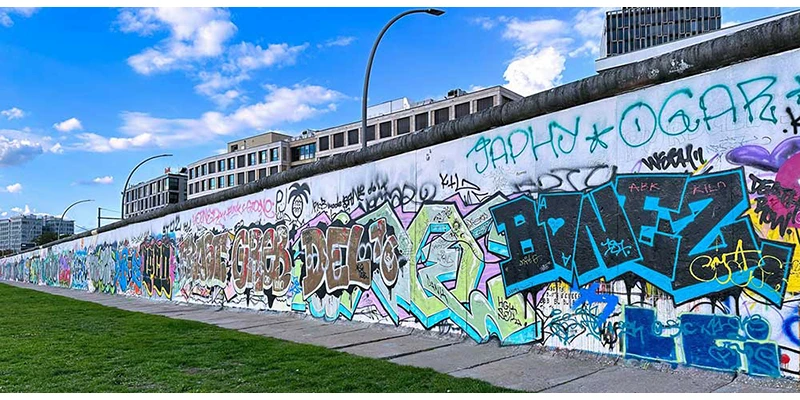 Berlin un (4) a