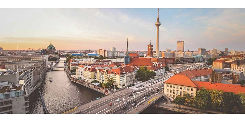 Berlin un