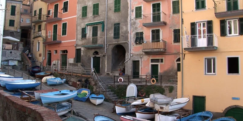 Riomaggiore 00 00 05 13 still011