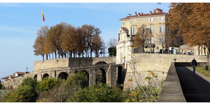 Porta San Giacomo