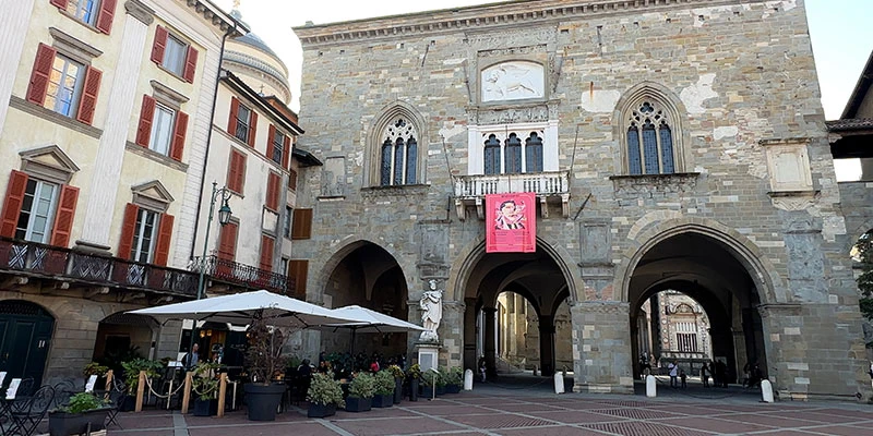Bergamo piazza