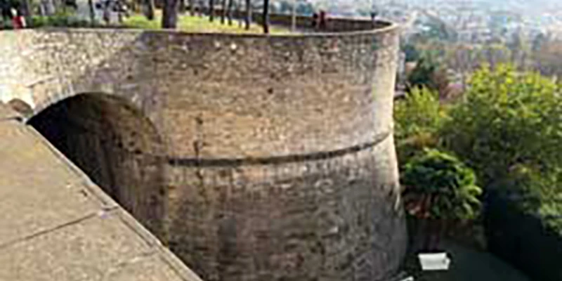 Bergamo-00_04_11_02