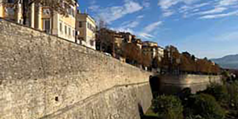 Bergamo-00_04_14_03
