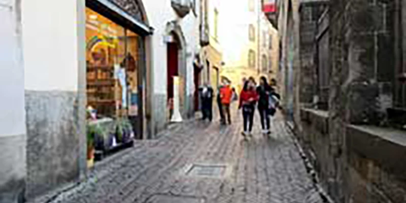Bergamo-00_12_03_04
