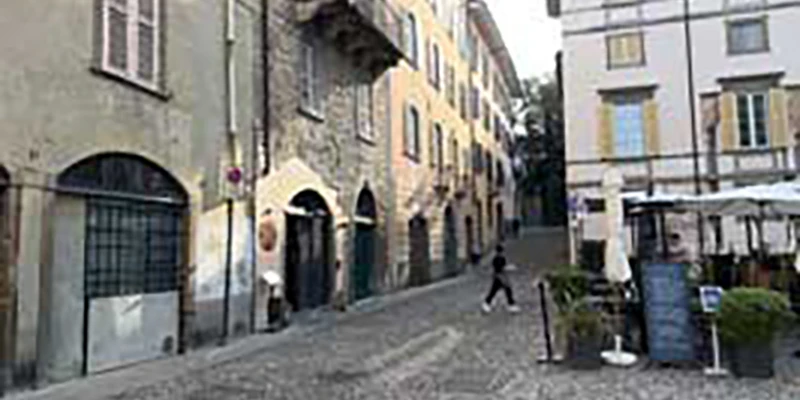 Bergamo-00_32_24_04