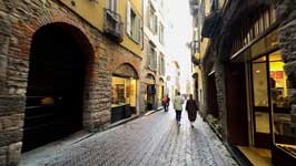 Bergamo-00_04_40_14