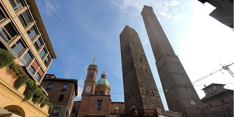 Bologna towers