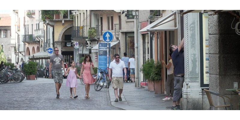 Vicenza 00 14 00 11 still061 mid