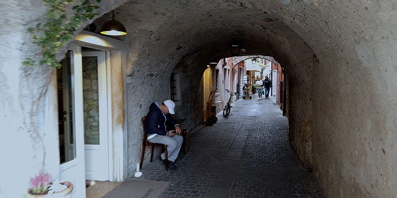 Garda stone passageways