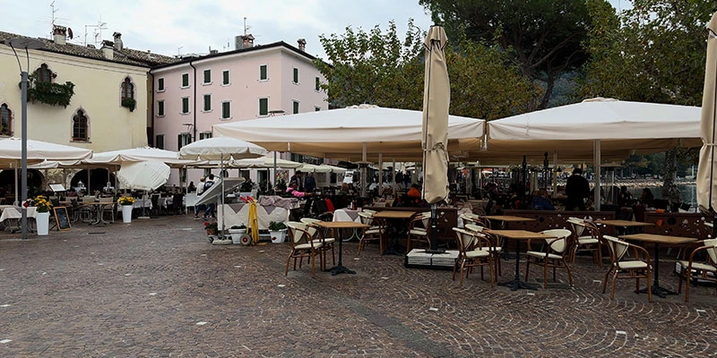 Piazza Catullo