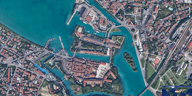 Peschiera streets