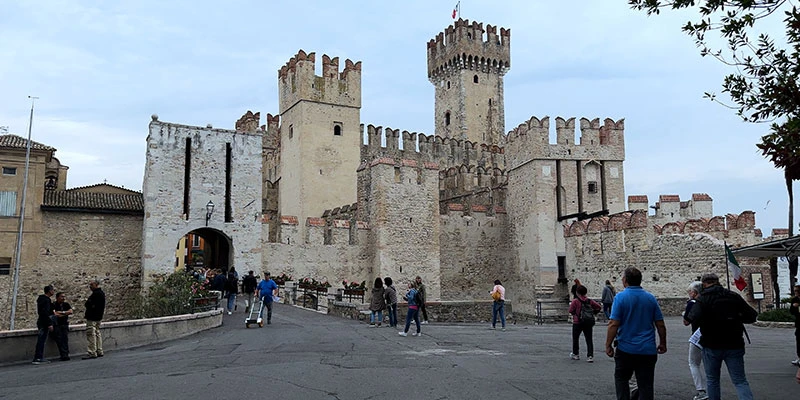 Sirmione overview