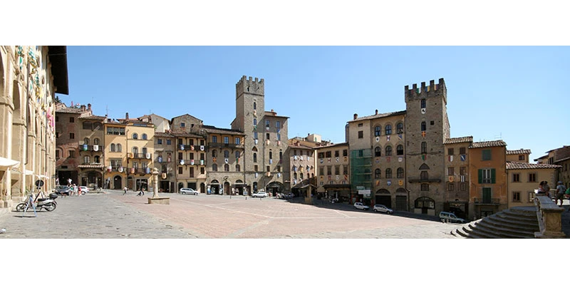Arezzo piazza grande wiki