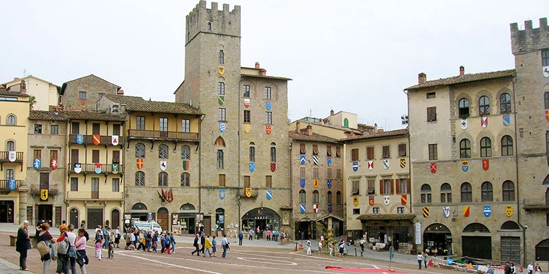 Piazza grande arezzo