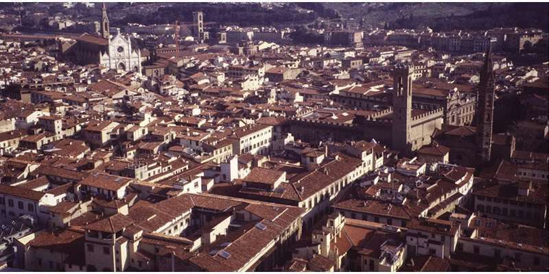 Lanes duomo view to s croce