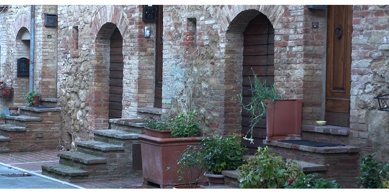 Pienza complete movie 00 09 49 02 still175