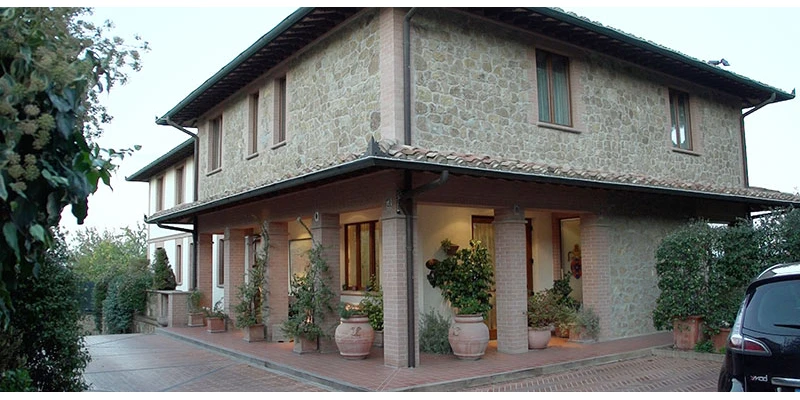 Pienza complete movie 00 11 50 26 still201