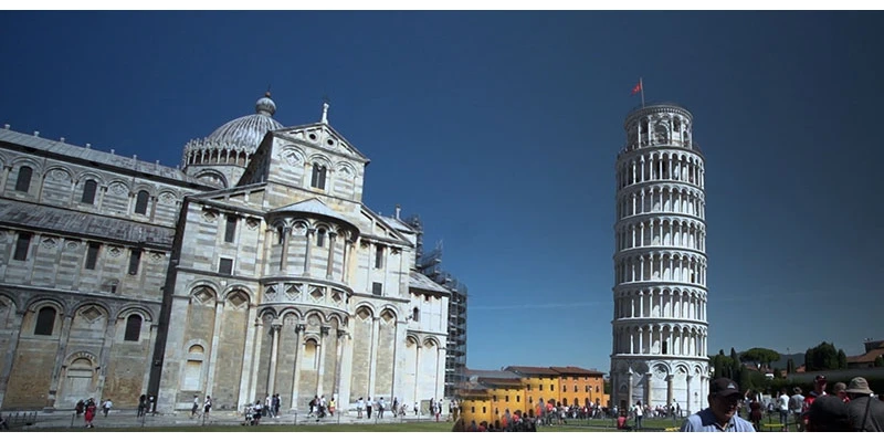 Pisa tower and town n2l 00 00 09 29 still270