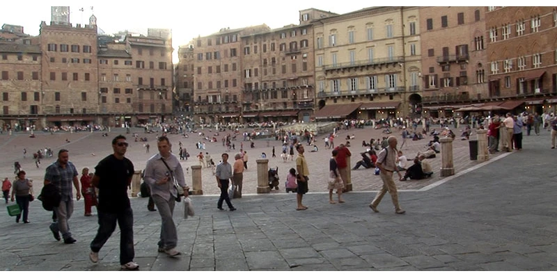 Siena ff 00 08 58 29 still140 915 mid