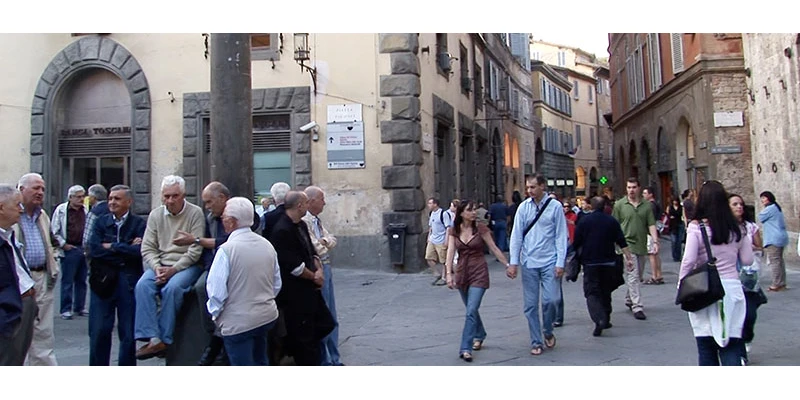 Siena ff 00 03 25 13 still062