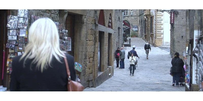 Volterra ff 00 04 54 06 still074