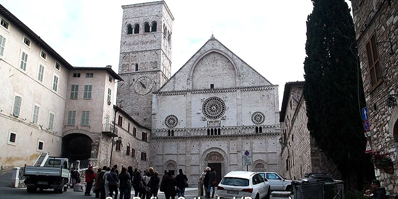 Assisi 00 11 22 09 still172