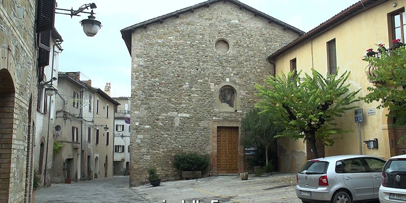 Bevagna 00 16 19 28 still299
