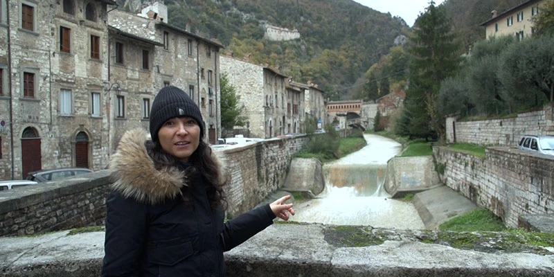 Gubbio 1 00 02 37 19 still046