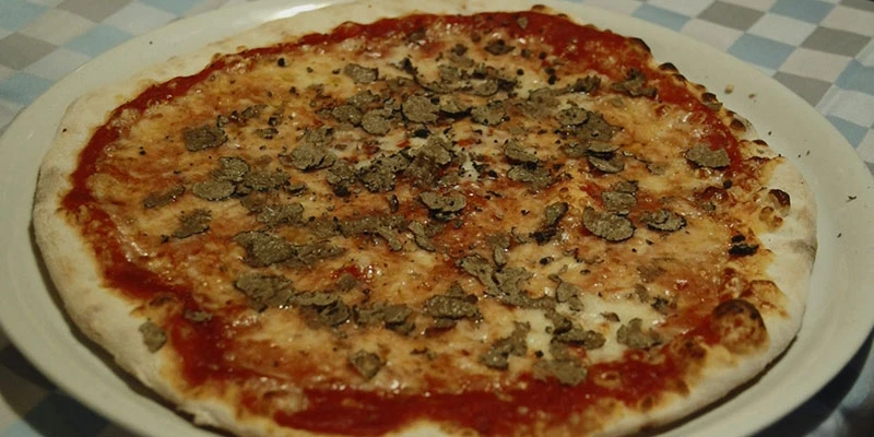 Gubbio 5 truffles 00 01 13 28 still026