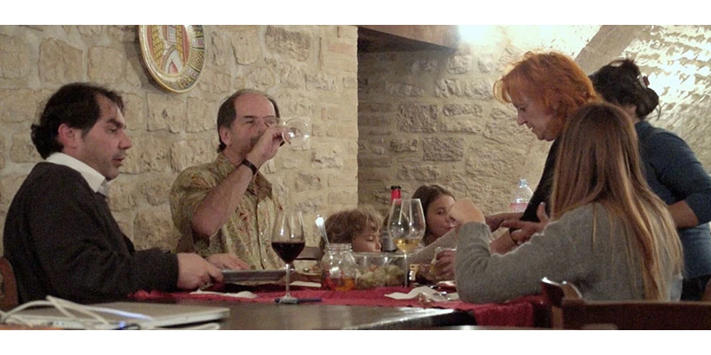 Gubbio 6 dinner 00 00 12 24 still005