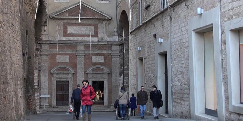Perugia umbria italy 00 07 40 04 still124