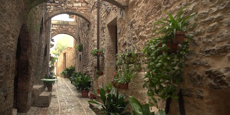 Via arco di augusto